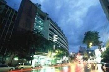 New Empire Hotel Bangkok Exterior foto